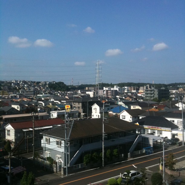 Ciel bleu, nickel pour les photos de Tokyo !