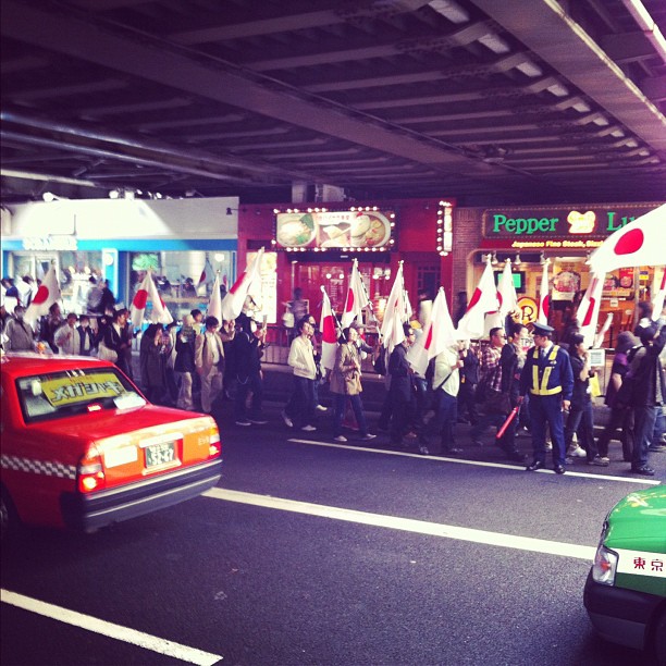 Des gens pas contents à Shibuya !