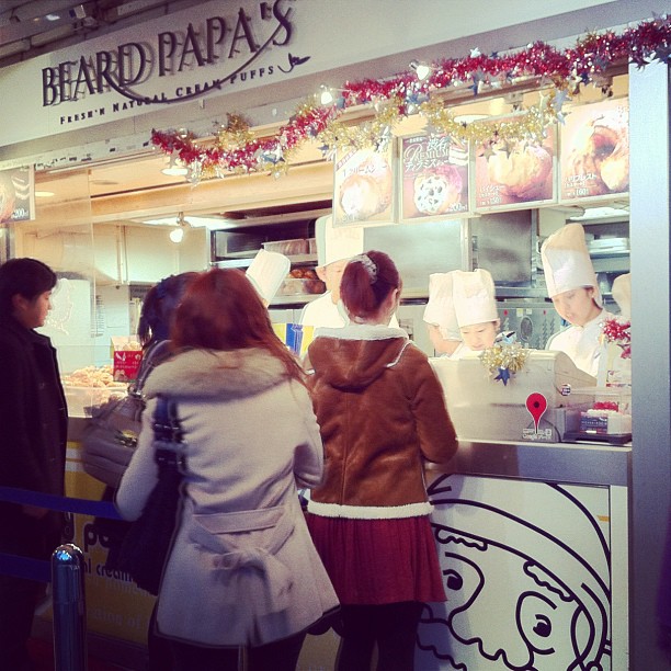 Argh ! Il n’y a plus de fondants chocolat chez Beard Papa’s… Pourquoi cette culture de l’éphémère sur les bonnes choses…