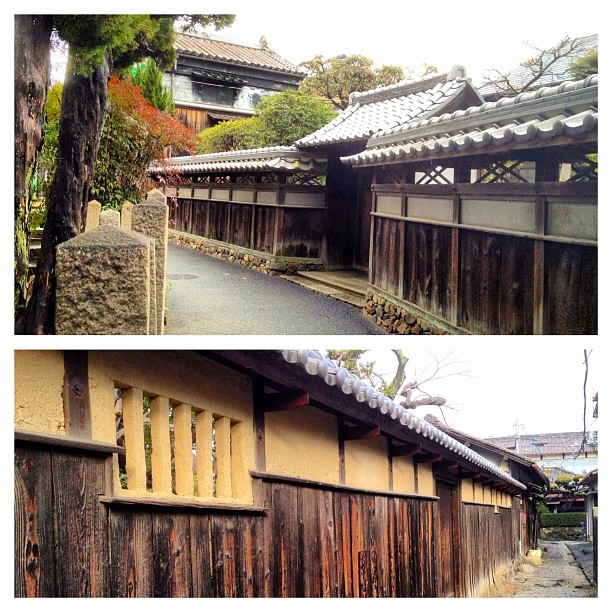 Il paraît qu’il n’y a plus du tout de maisons traditionnelles à Osaka. Ah bon ?