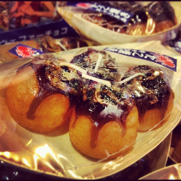 Omiyage (souvenirs) typique d’Osaka : des bougies en forme de Takoyaki !