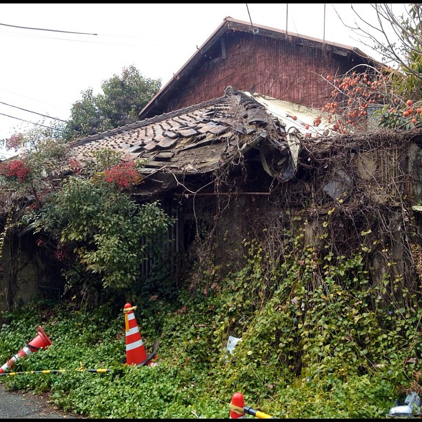 Une maison traditionnelle abandonnée