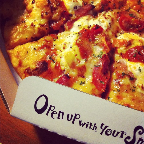 Il pleut et fait froid… Pas envie de sortir… On commande une pizza ! Et vous ?