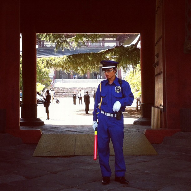 [spoiler] je crois que @RealHughJackman affronte les Yakusa au temple Zojoji ! Tournage en cours NOW ;)