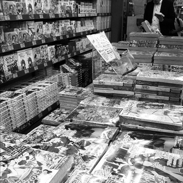 Envie de lire des mangas après avoir trainé dans les librairies d’Akihabara avec des passionnés… Ça doit faire 10 ans que j’en ai pas lu…