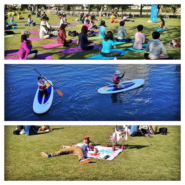 Hier à Nakanoshima c’était Yoga, Kayak et sieste sur l’herbe :)