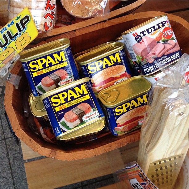 Influence de l’armée américaine, le Spam est très présent à Okinawa