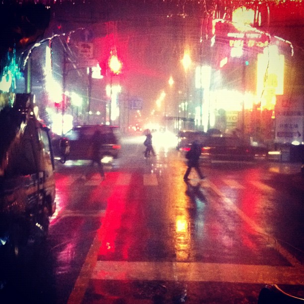 Ambiance « Black Rain » vu du bus ! Cc @JjonesSato