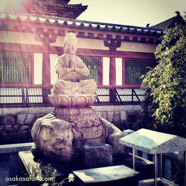 À Osaka, le bouddhisme a les formes d’une époque antérieure à la ville de Kyoto