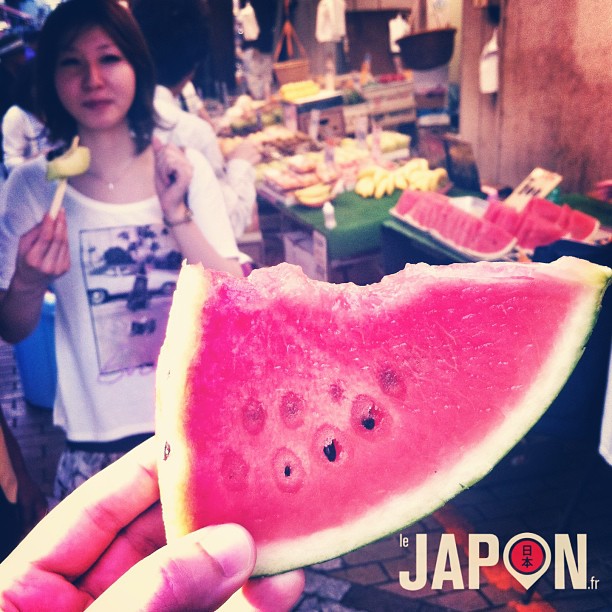 Beau et chaud sur Tokyo… C’est forcément pause Suica à Ameyoko !