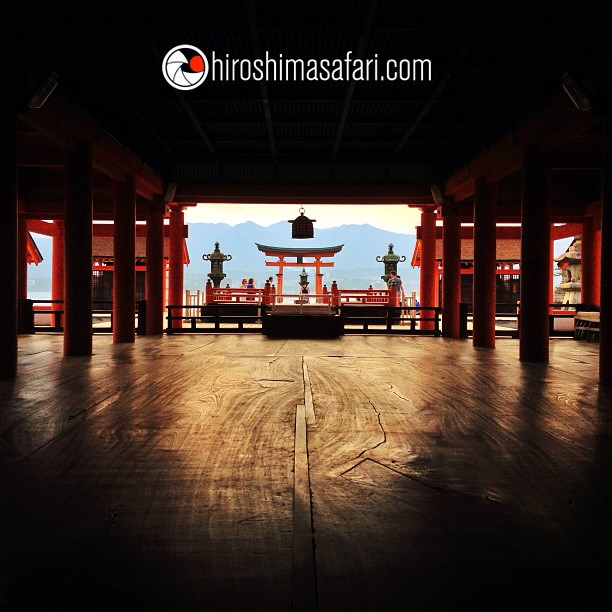 Itsukushima, le sanctuaire des Dieux…on sait pourquoi :)