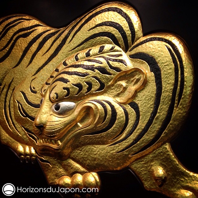 Un des tigres dorés du château d’Osaka