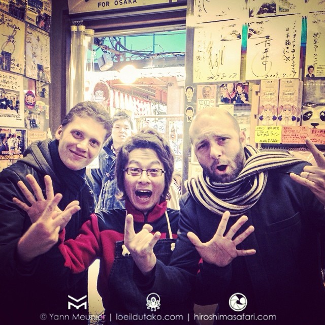 Pose avec @horizonsdujapon et Yamato-san. Les gens d’Osaka sont aussi cool qu’à Hiroshima :D