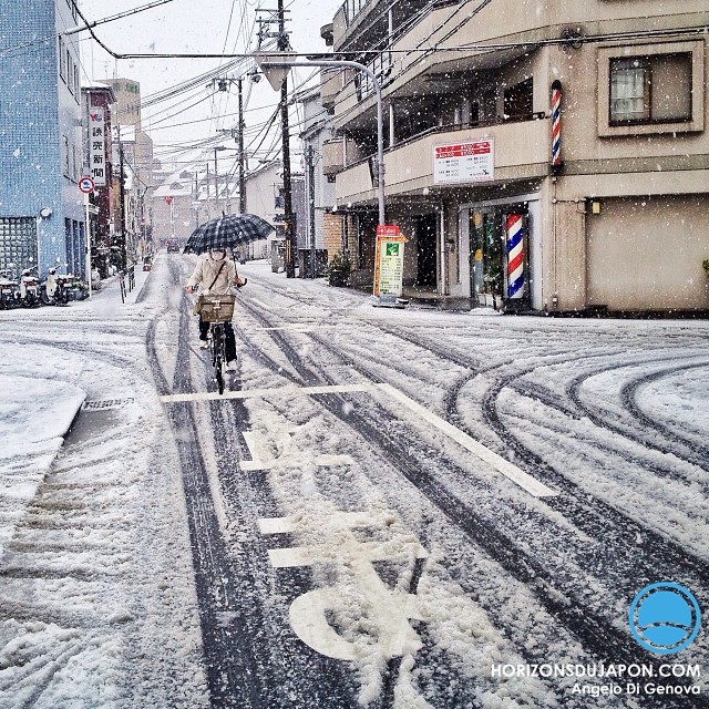 Ce matin, je sors de chez moi et Bim !!!! Osaka s’y met aussi finalement !