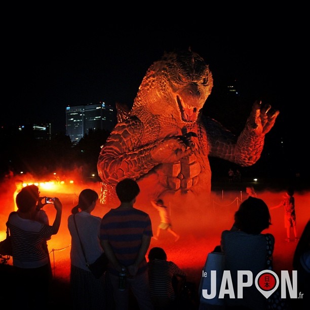 Tokyo Safari Nocturne ambiance apocalypse