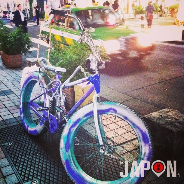 Le vélo de bad boy japonais à Shinjuku