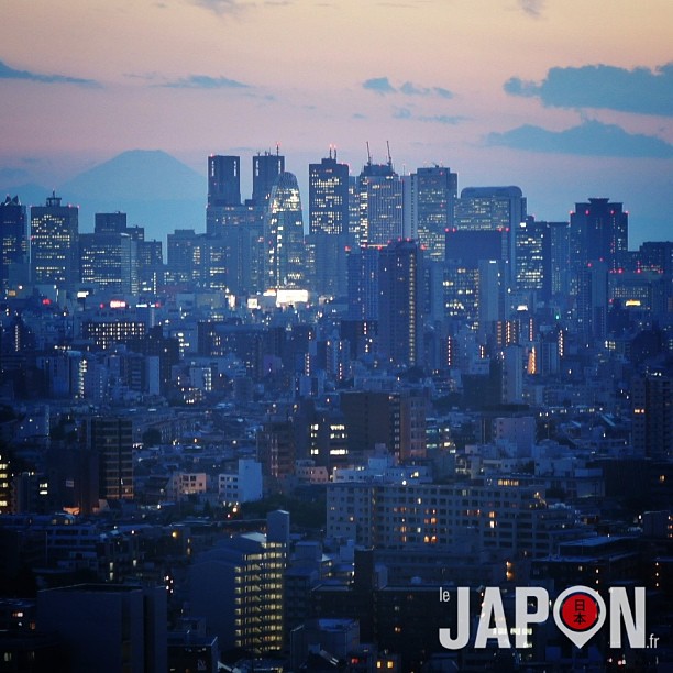 Le Fuji se fait de moins en moins timide ! #automne #japon