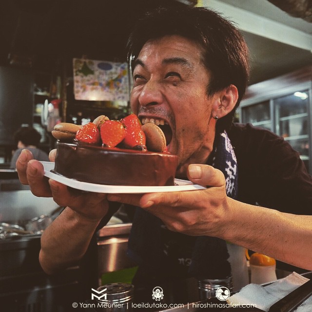 Uno-san a ravi mes safaristes pendant 3 ans de ses okonomiyakis et huîtres au bacon et de sa gentillesse. Un nouvel horizon s’ouvre à lui ailleurs…