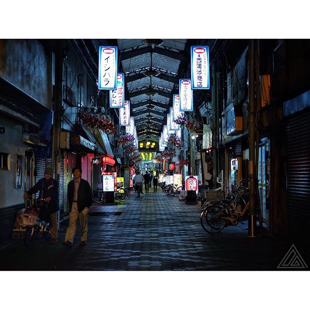 Osaka, la ville aux innombrables galeries couvertes. Certaines très animées et touristiques et d’autres, plus secrètes et populaires