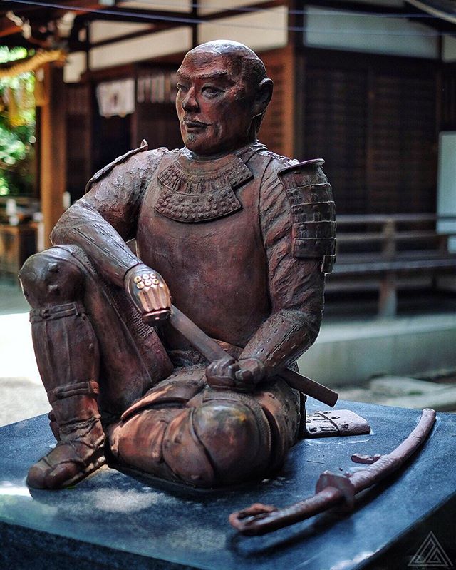 Statue de Sanada Yukimura, samurai connu pour ses exploits pendant le siège du château d’Osaka. Il est le personnage principal de l’actuel Taiga Drama (fiction historique) de la NHK