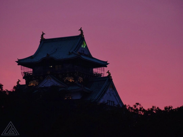 La silhouette du patron d’Osaka