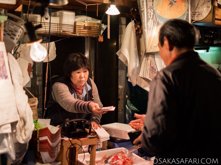 Observer la vie du quotidien, ce Japon populaire sans chichis des classes moyennes, c’est aussi ça un #osakasafari