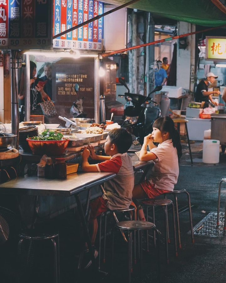 Taipei Night Market – Nouveau Post Photograhie sur mon premier voyage à Taïwan, à voir sur www.tanukitsuneko.com