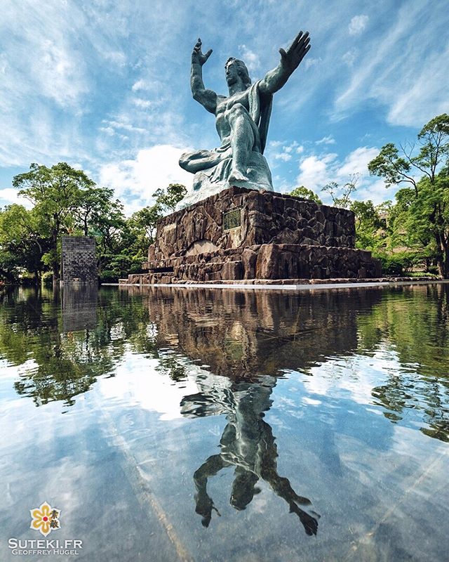 Bienvenue à Nagasaki !

Après une longue absence, il était temps de mettre quelques nouvelles photos sur le profil ! 
Et pour recommencer, j’ai décidé de vous écouter suite à mon dernier sondage en stories, et de vous emmener dans une de mes villes coup de cœur !

J’y ai passé 3 jours l’an dernier et j’ai vraiment adoré ce que j’y ai trouvé !! Et vous, êtes-vous déjà allés à Nagasaki ?
.
.
.
.
.
#japanfocus #japantravel #japan_vacations #visitnagasaki #ilovejapan #ilovenagasaki #art_of_japan_ #japanawaits #super_japan_channel #visitjapanjp #igersjp #igersjapan #Lovers_Nippon #explorejapan #explorejpn #bestjapanpics #discoverjapan #discovernagasaki #olympuscamera #olympusphotography #getolympus #olympusinspired #reflection_shots #reflection_stories #長崎 #長崎旅行 #長崎観光 #日本を休もう #そうだ長崎行こう #日本旅行