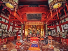 A l’intérieur d’un temple zen, là encore assez inhabituel avec son style plus chinois et sa couleur rouge bien prononcée.
.
.
.
.
.
#japanfocus #japantravel #japan_vacations #visitnagasaki #ilovejapan #ilovenagasaki #art_of_japan_ #japanawaits #super_japan_channel #visitjapanjp #igersjp #igersjapan #Lovers_Nippon #explorejapan #explorejpn #bestjapanpics #discoverjapan #discovernagasaki #olympuscamera #olympusphotography #getolympus #olympusinspired #japanesetemple #長崎 #長崎旅行 #長崎観光 #日本を休もう #そうだ長崎行こう #日本旅行